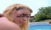 sexe anal a la piscine